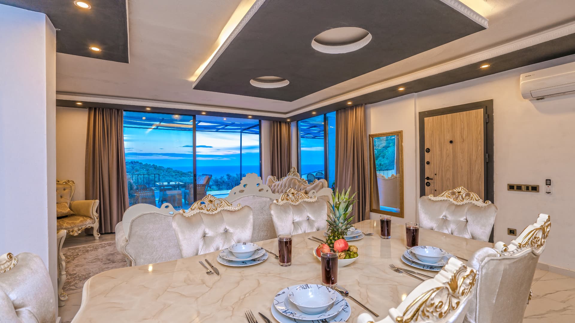 Villa Cemre, photo 4 of 49