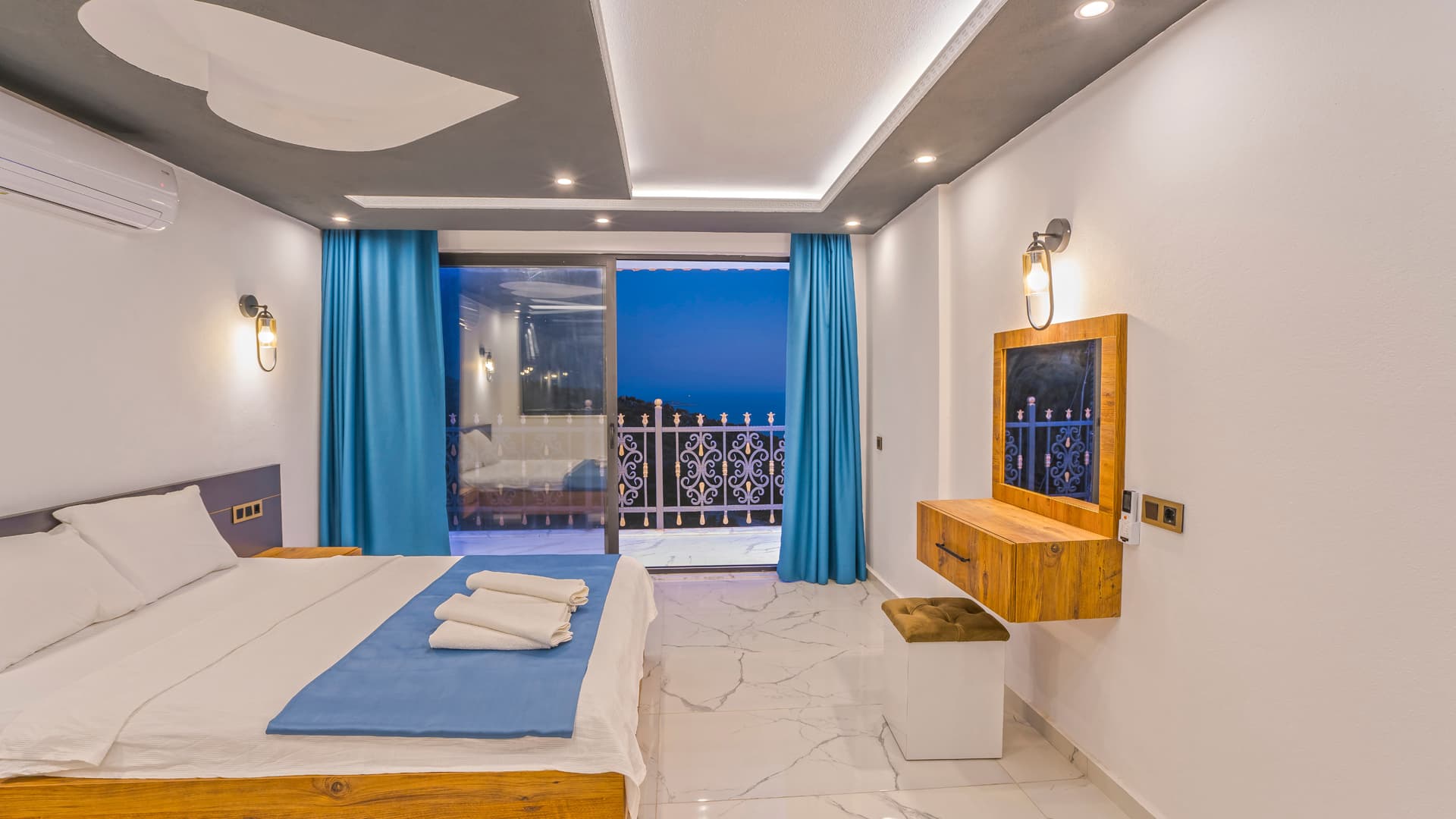 Villa Sur, photo 4 of 49